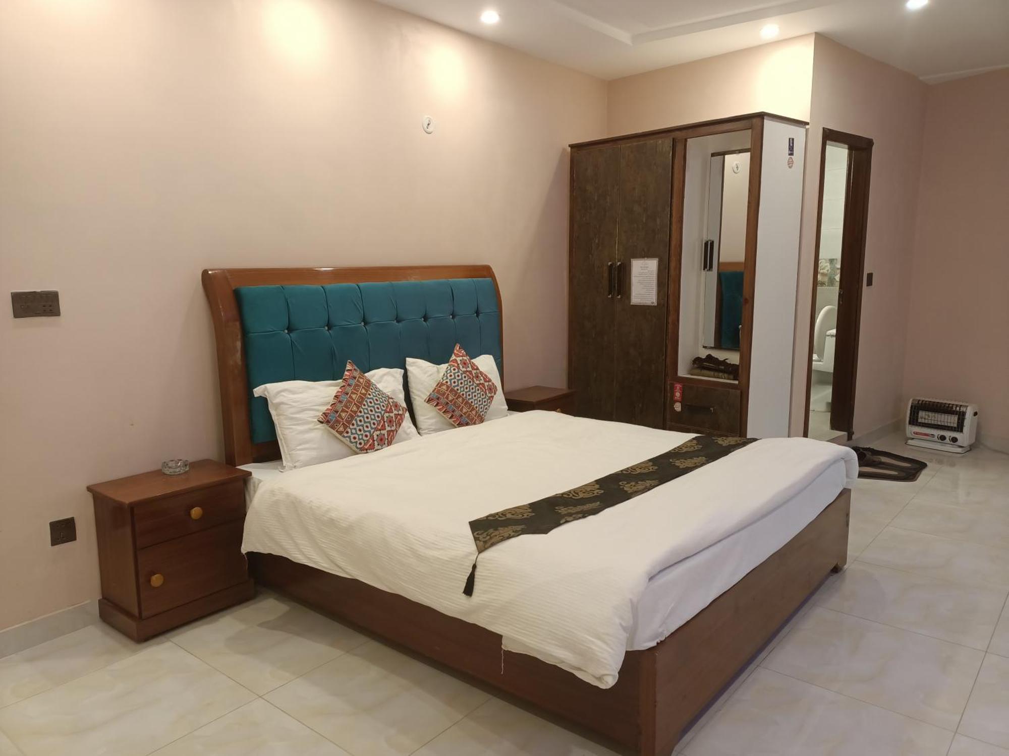 City Seasons Hotel Murree Cameră foto